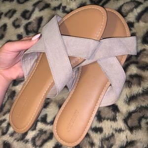 🌟Old Navy Slip-ons🌟